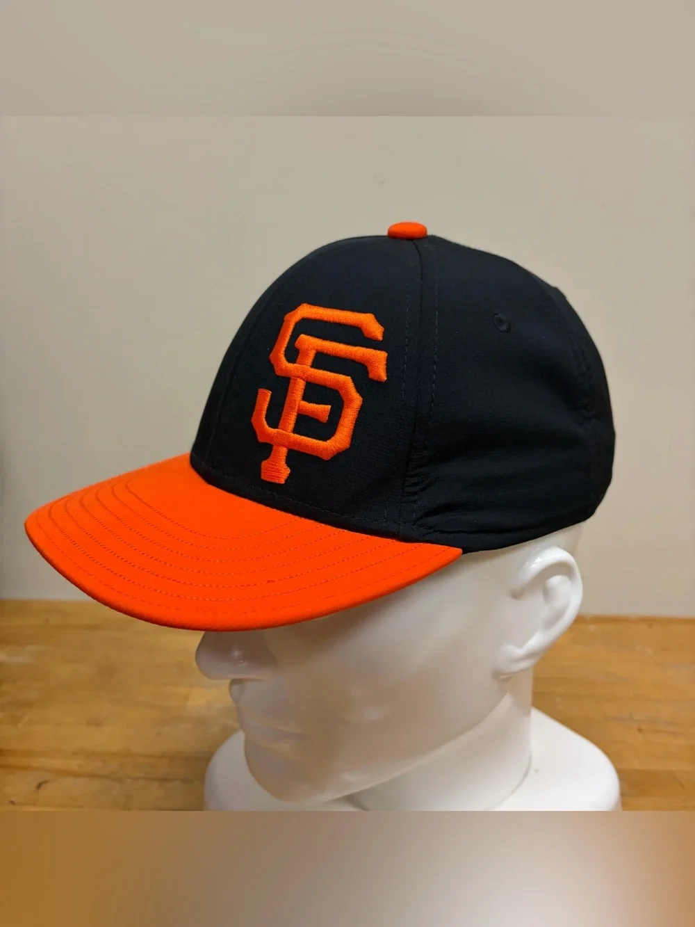 Under Armour San Francisco Giants Baseball Orange / Black Youth Hat
